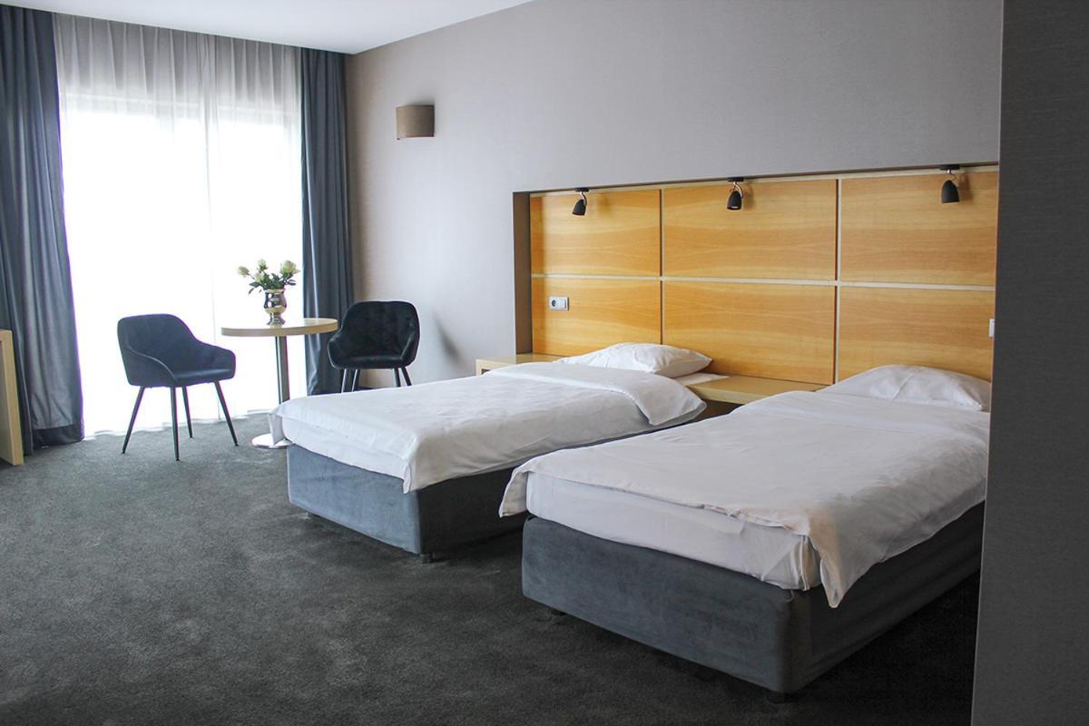 Willa Port Оструда Экстерьер фото A room at the hotel