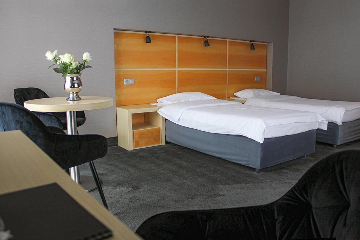 Willa Port Оструда Экстерьер фото A room at the hotel