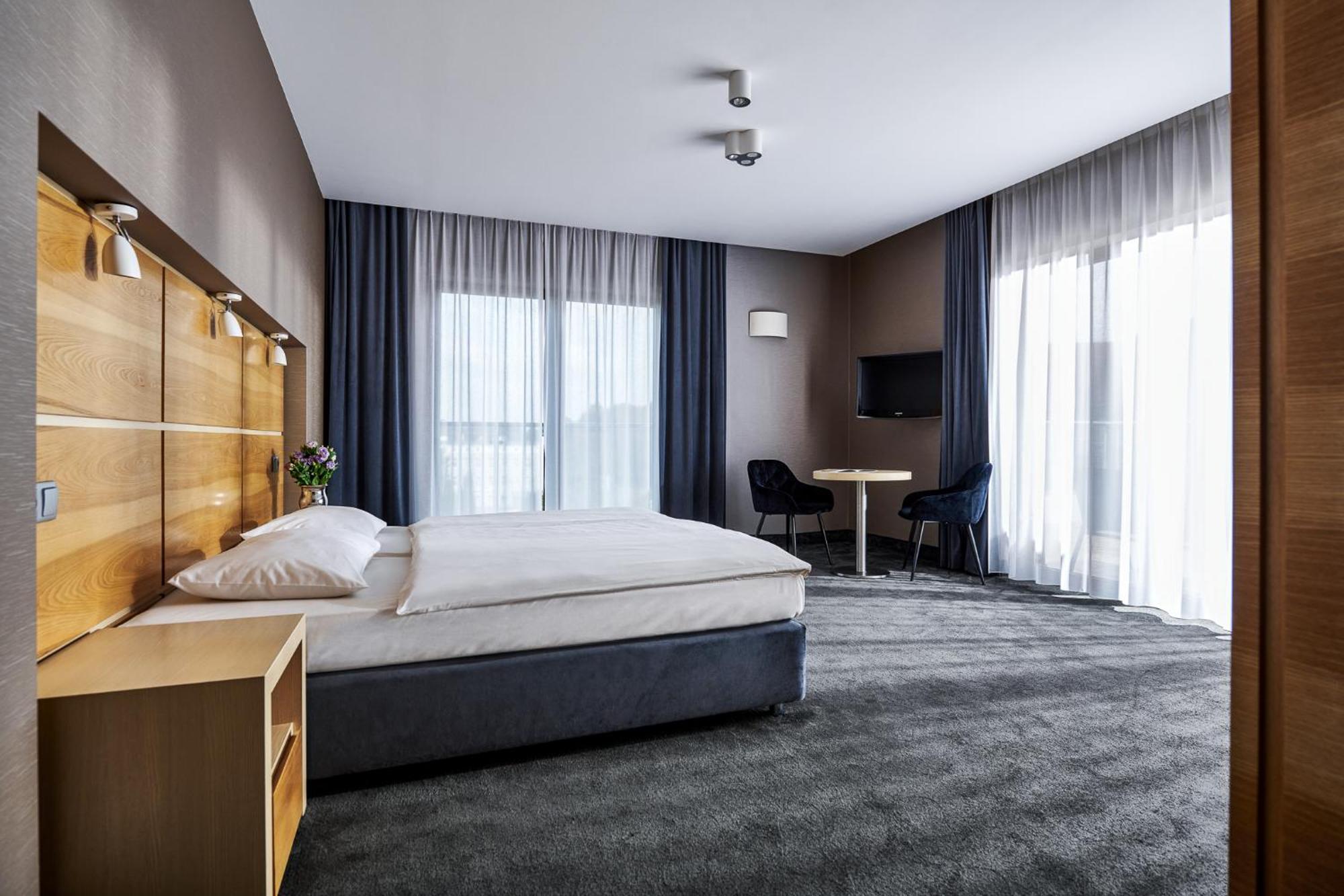 Willa Port Оструда Экстерьер фото A room at the hotel